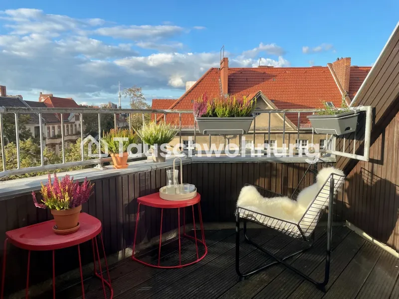 Tauschwohnung: Sonnige 2 Zimmer mit Balkon in Kreuzkölln gg mind 3 Zimmer — photo 1